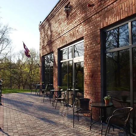 Gludas Grava Aparthotel Cēsis