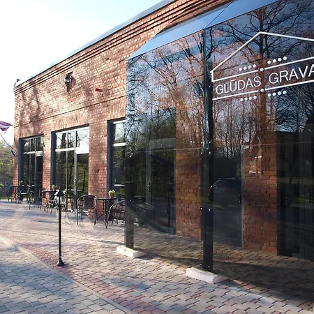 Gludas Grava Aparthotel