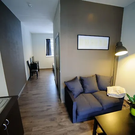 Gludas Grava Aparthotel